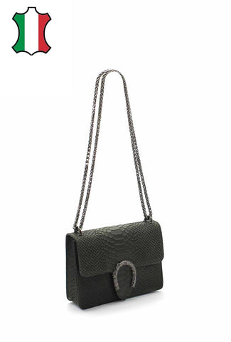 Gianna - разкошна чанта от естествена кожа и декоративен елемент - тъмно зелена